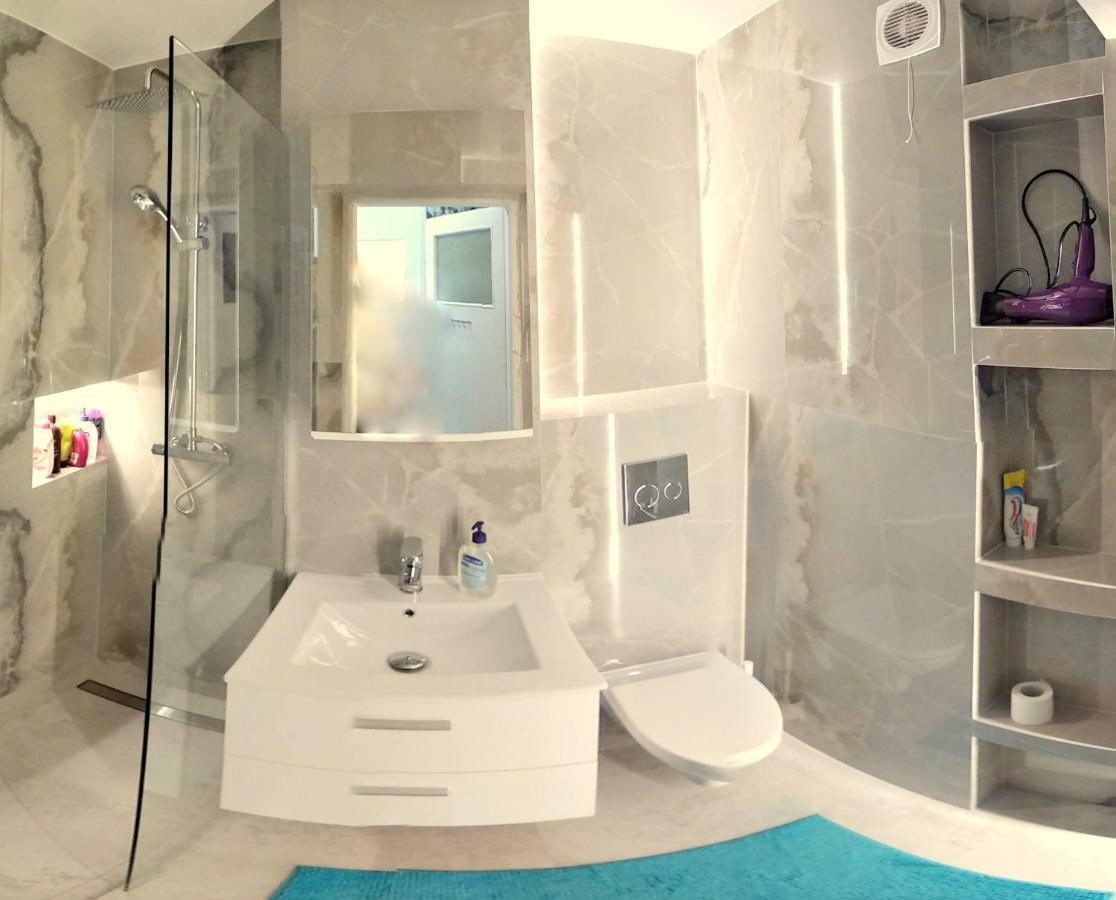 Studio Zelazna Rooms near Old Town Warszawa Zewnętrze zdjęcie